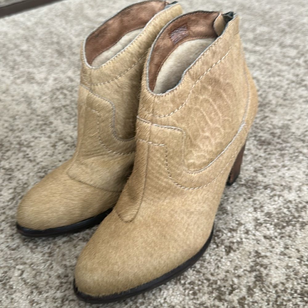 UGG 'Charlotte' Tan Calf Hair Snake Print Embossed Zip Ankle Boots Women's 5.5